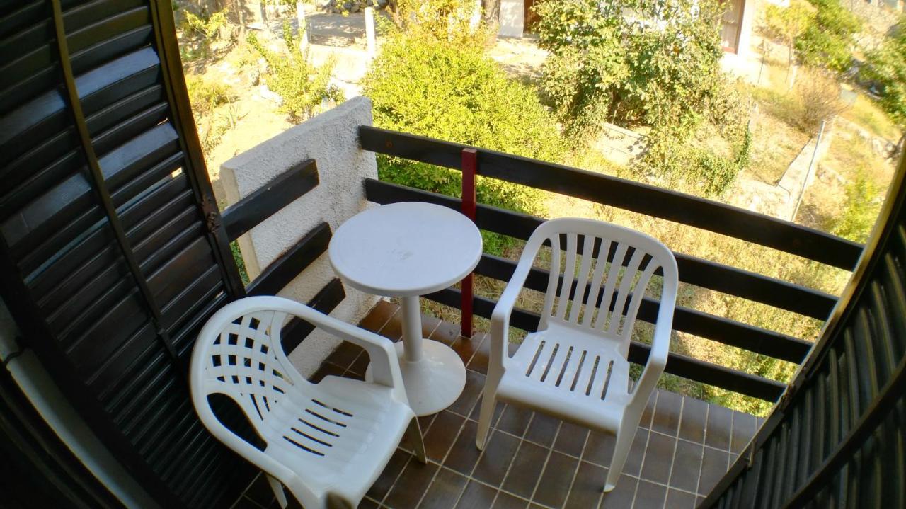 Guesthouse Obala ストモレ エクステリア 写真