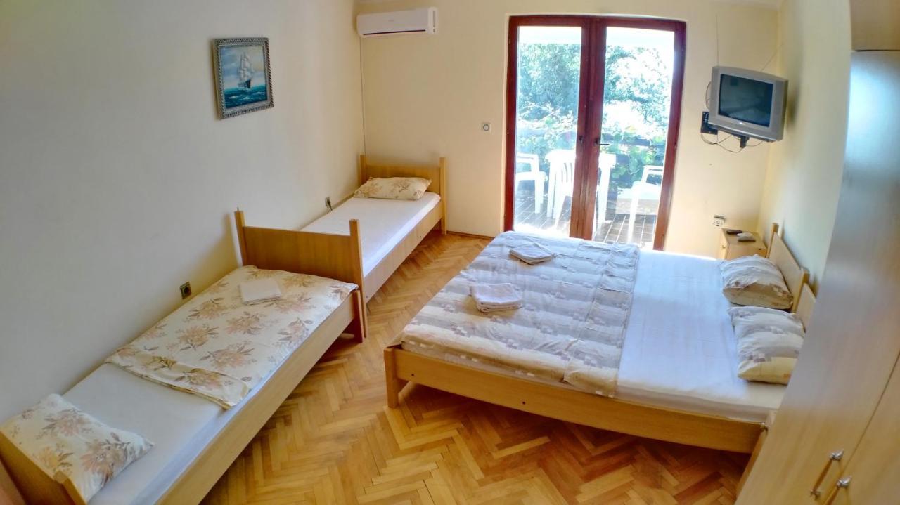Guesthouse Obala ストモレ エクステリア 写真