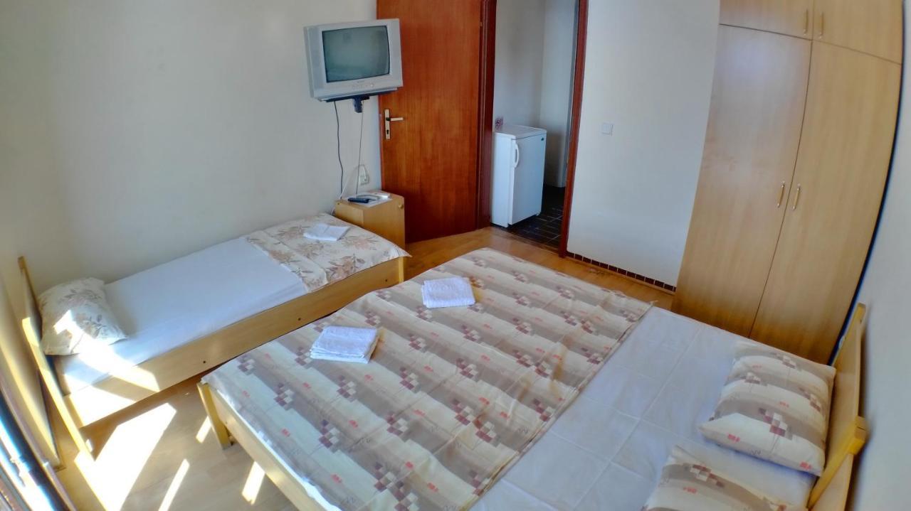 Guesthouse Obala ストモレ エクステリア 写真