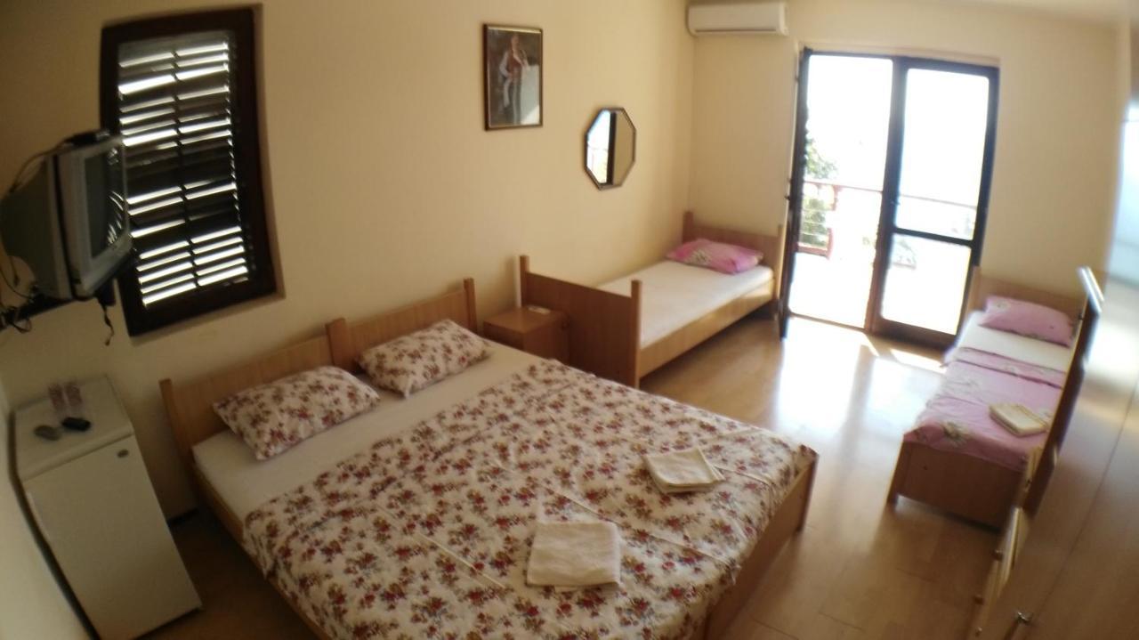 Guesthouse Obala ストモレ エクステリア 写真